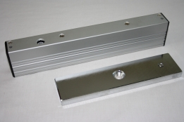 Ner 4000LR Electromagnetic lock for surface mounting with status information